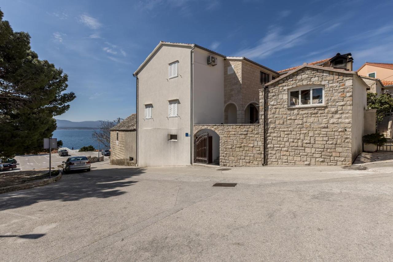 Apartments Petra Bol Exterior photo